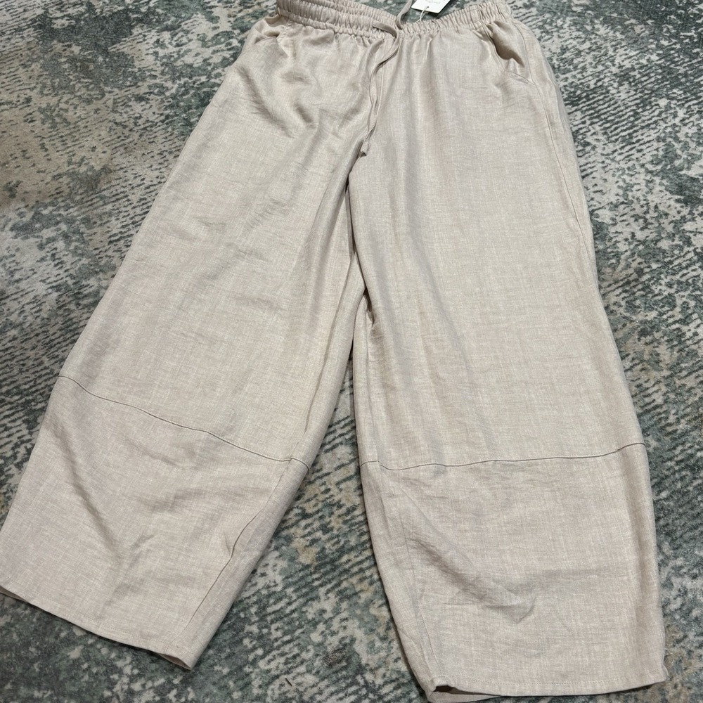 NWT Evaless Wide Leg Women's Pants Size Medium